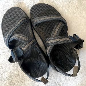Boys Chacos size 2